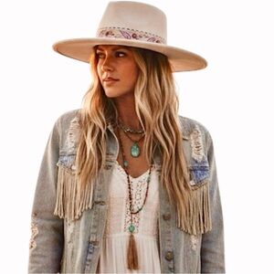 ALTAR’D STATE wide brim western hat cream  pink & purple floral band NWT